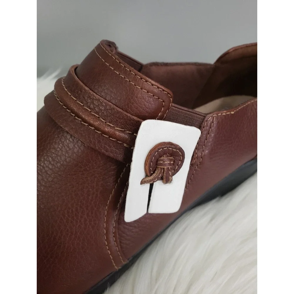 NEW WITHOUT BOX SIZE 12 Clarks ‎ Cheyn Madi Brown Tan Tumbleweed loafer slip on